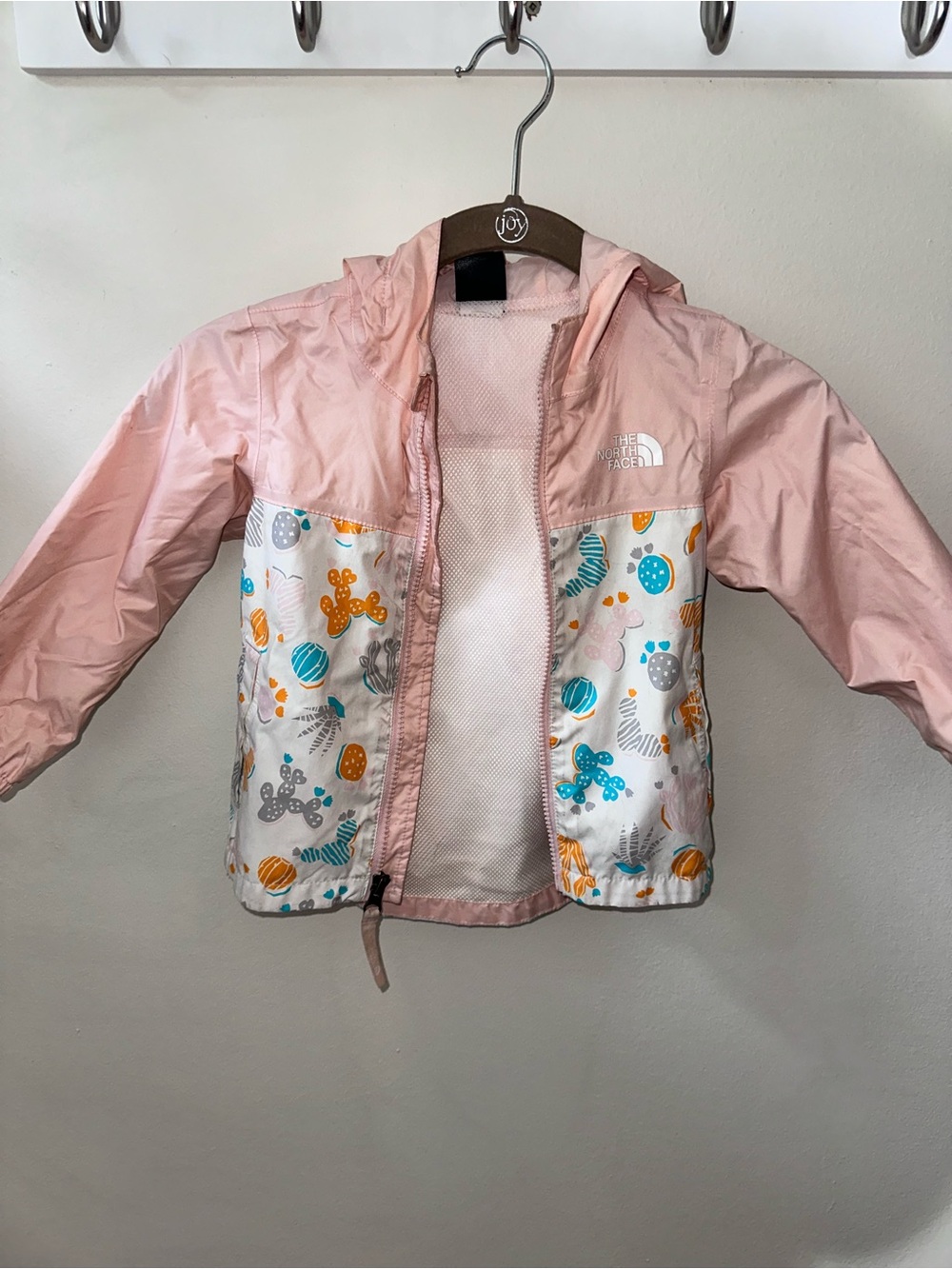 {The North Face} Pink & Patterned Kids Rain Jacket